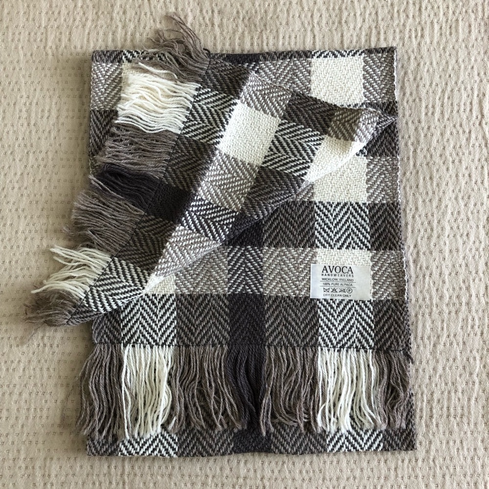 Alpaca scarf handwoven in Ireland NWOT